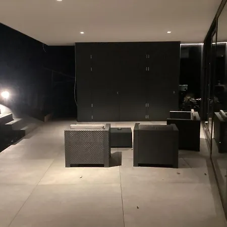 Villa Le Bel R *